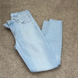 Light Wash Skinny Jeans